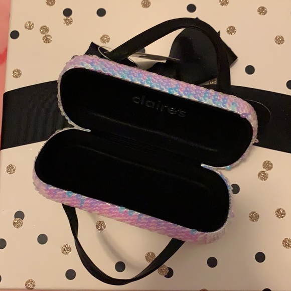 NWT! Kids Cutest Panda Sequin Eye Glass Case - Picture 4 of 10